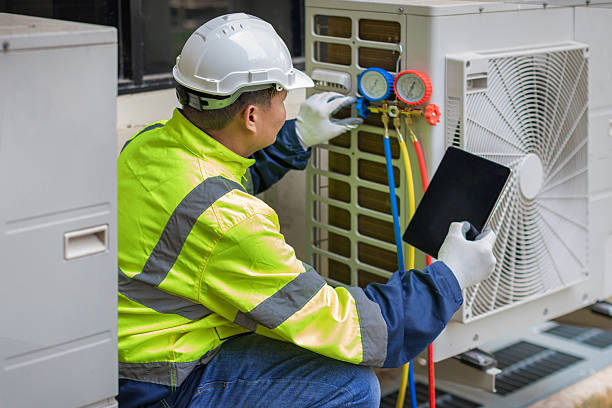 Professional Hvac technician working in Garfield, TX